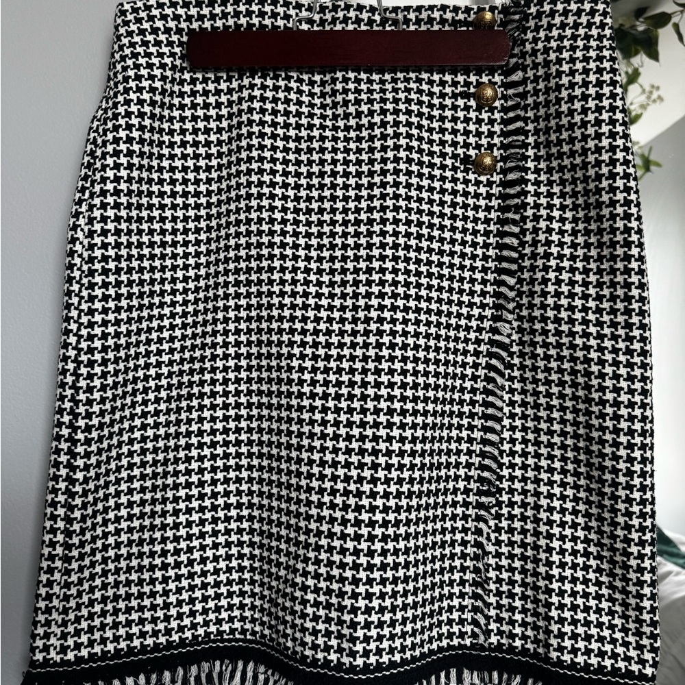 Talbots Black and White Houndstooth Pencil Skirt